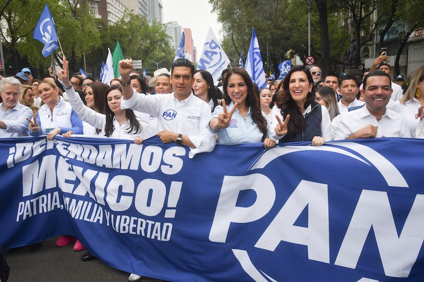 The PAN staged a march in Mexico City to relaunch the party on Saturday.