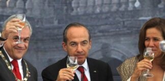 Former president of Mexico Felipe Calderón and first lady (R) with former president of Chile Sebastián Piñera in 2011.