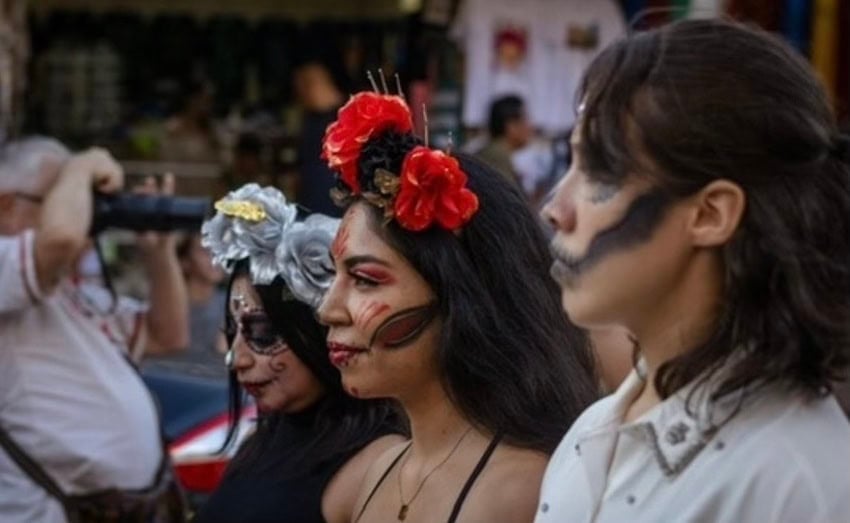 Woman in the street during Day of the Dead celebrations