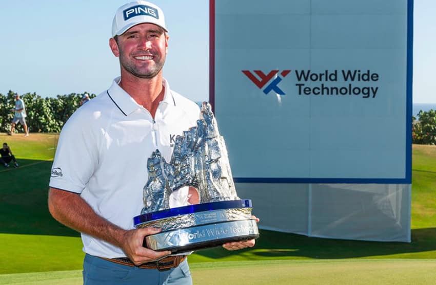 Austin Eckroat holds the trophy in Los Cabos