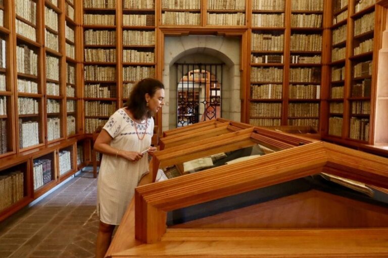 The Friar Francisco de Burgoa Library and Oaxaca’s cultural renaissance The Friar Francisco de Burgoa Library and Oaxaca’s cultural renaissance