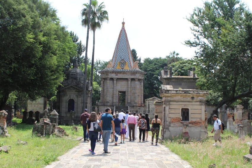 Day of the Dead walking tour in Guadalajara
