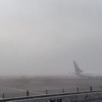 Dense fog bank causes delays at AICM