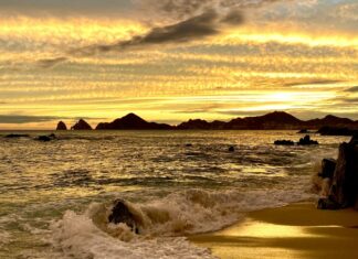 Land's End in Cabo San Lucas