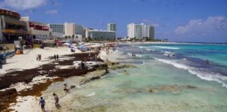 Cancún beach