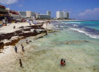 Cancún beach