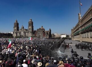 gen z protest in Mexico City's central square