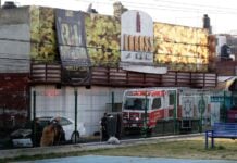 exterior of the bar Lacoss