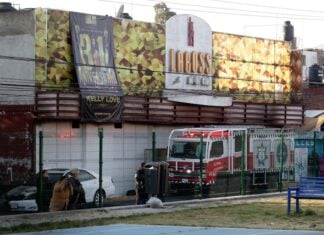 exterior of the bar Lacoss