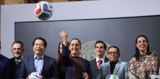 President Sheinbaum presenting Social WOrld CUp activities