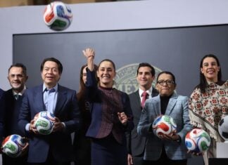 President Sheinbaum presenting Social WOrld CUp activities