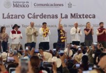 During the presentation on Saturday, the governor of Oaxaca thanked the president for working to repay a historic debt to the Indigenous peoples of the Mixtec region.