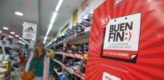 Buen Fin sign in store