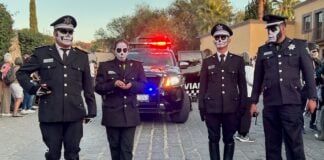 Police offers dressed as catrinas in San Miguel de Allende