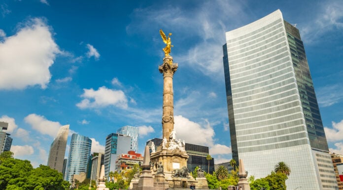 the Angel of Independence in Mexico City