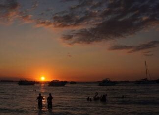 sunset over isla de la mujeres
