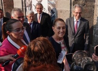 Sheinbaum at Business COuncil luncheon 2025