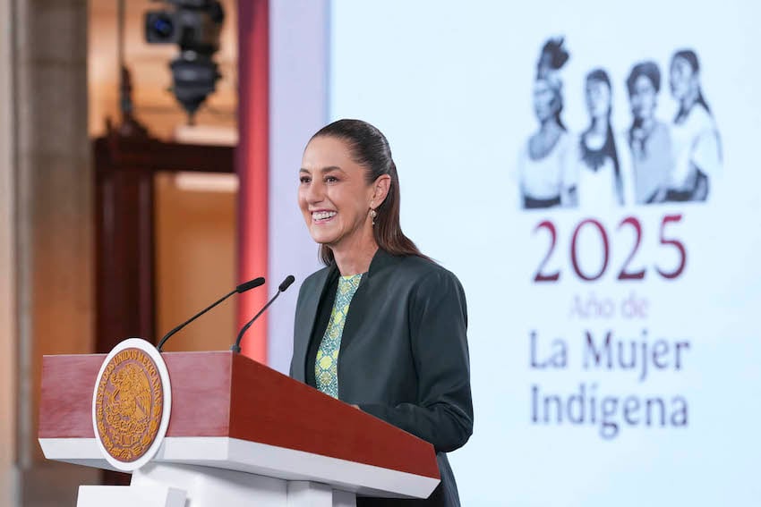 Sheinbaum thanks Indigenous artisans for her NYT-celebrated style: Wednesday’s mañanera recapped