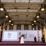 Cuauhtémoc, Ciudad de México, México, 17 de diciembre de 2025. La doctora Claudia Sheinbaum Pardo, presidenta Constitucional de los Estados Unidos Mexicanos en conferencia de prensa matutina, “Conferencia del Pueblo” en el Salón Tesorería de Palacio Nacional. La acompañan Luz Elena González Escobar, secretaria de Energía; Emilia Esther Calleja Alor, directora general de la Comisión Federal de Electricidad (CFE); Jorge Marcial Islas Samperio, subsecretario de Planeación y Transición Energética y Miguel Ángel Elorza Vásquez, coordinador de Infodemia.