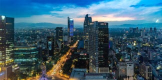 A view of Paseo de la Reforma in Mexico City at twilight