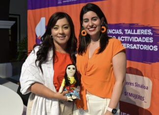 Nelsy Valenzuela and Ana Chiquete