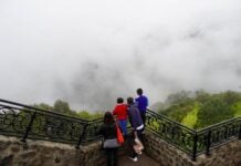 Tourists visiting Zacatlán, Puebla.