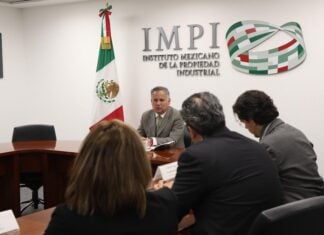 Head of IMPI Santiago Nieto Castillo sitting at a desk