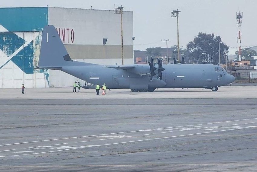 U.S. military plane in Toluca, Mexico