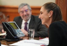 President Sheinbaum speaks on the phone