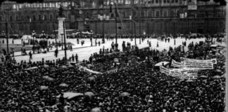 Catholic demonstration in Mexico City during the Cristero War.