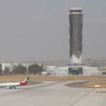 ZUMPANGO , EDOMEX, 09ENERO2025.- Una aeronaves de Mexicana de Aviación llega a la pista del AIFA.