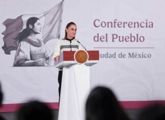 Cuauhtémoc, Ciudad de México. 03 de febrero 2026. La presidenta constitucional de los Estados Unidos Mexicanos, la Doctora Claudia Sheinbaum Pardo en conferencia de prensa matutina en el salón de la Tesorería de Palacio Nacional. La acompañan: Edgar Amador, secretario de Hacienda; Bertha Gómez Castro, subsecretaria de Egresos de la Secretaría de Hacienda; Jorge Mendoza, director del Banco Nacional de Obras y Servicios Públicos (Banobras); Rodrigo Mariscal Paredes, titular de la Unidad de Planeación Económica de la Secretaría de Hacienda y Crédito Público (SHCP); María del Carmen Bonilla, titular de la Unidad de Crédito Público y Asuntos Internacionales de la Secretaría de Hacienda y Crédito Público (SHCP); Diana Aurora Correa, subdirectora de Diseño Digital y Medios Sociales en la Unidad de Memoria Histórica.