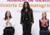 Salma Hayek with Culture Minister Claudia Curiel de Icaza and President Claudia Sheinbaum