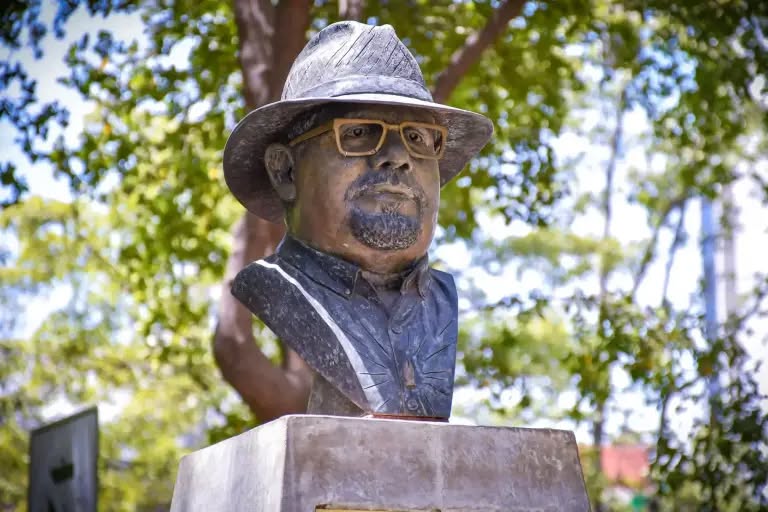 Javier Valdez sature