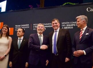 Juan Ramón de la Fuente and Dominic LeBlanc