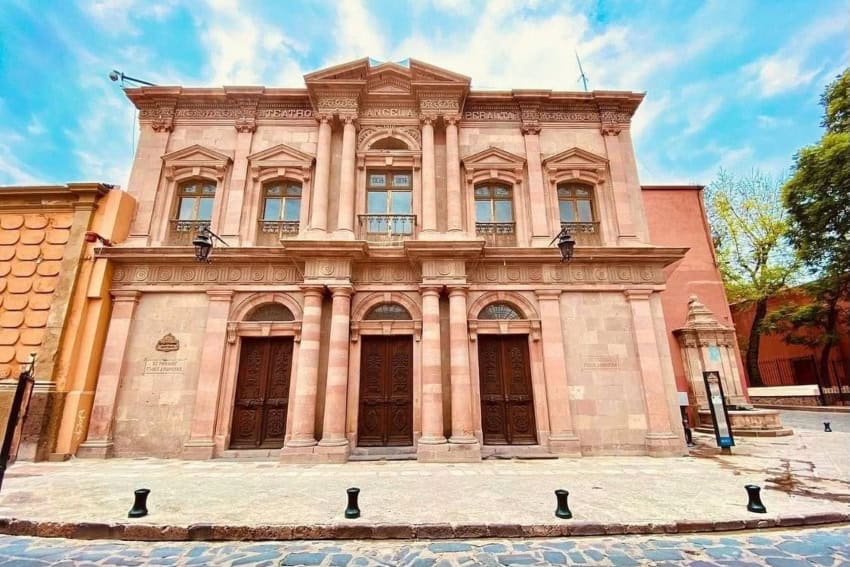 Teatro Ángela Peralta