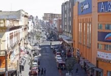 business as usual on a Guadalajara street