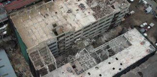 collapsed bilding in Mexico City