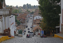 A view of a Mexican street in Tapalpa, Jalisco