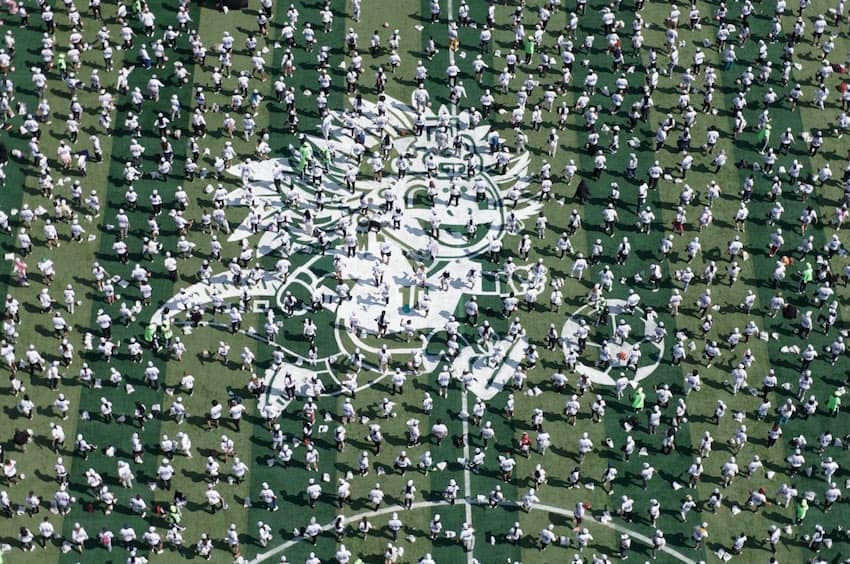 With 9,500 participants, Mexico City holds world’s largest-ever soccer class