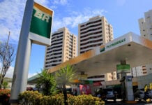 salvador, bahia, brazil - january 6, 2021: view of Petrobras' gas station in the neighborhood of Stiep, in the city of Salvador.
