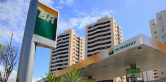 salvador, bahia, brazil - january 6, 2021: view of Petrobras' gas station in the neighborhood of Stiep, in the city of Salvador.