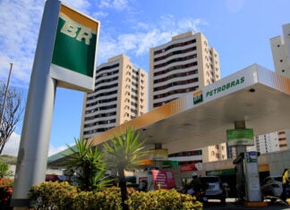 salvador, bahia, brazil - january 6, 2021: view of Petrobras' gas station in the neighborhood of Stiep, in the city of Salvador.