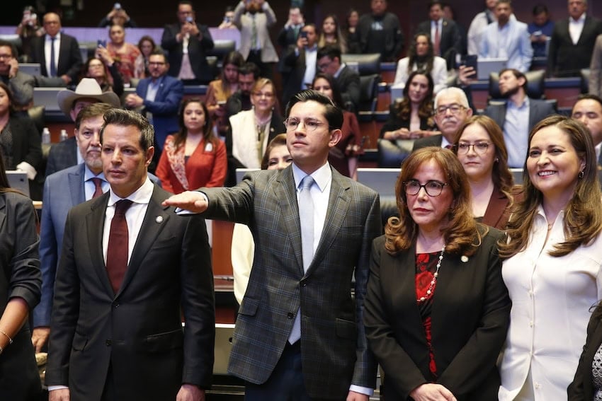 Roberto Velasco swearing in