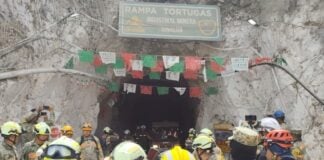 recuse team at SInaloa mine