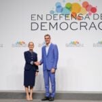 Sheinbaum, the first Mexican president to visit Spain in eight years, met one-on-one with Spanish Prime Minister Pedro Sánchez during the "In Defense of Democracy" summit.