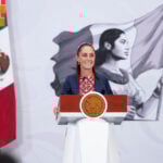 Cuauhtémoc, Ciudad de México. 28 de abril 2026. La presidenta constitucional de los Estados Unidos Mexicanos, la Doctora Claudia Sheinbaum Pardo en conferencia de prensa matutina en el salón de la Tesorería de Palacio Nacional.