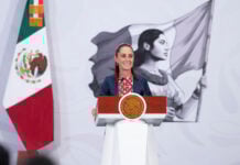 Cuauhtémoc, Ciudad de México. 28 de abril 2026. La presidenta constitucional de los Estados Unidos Mexicanos, la Doctora Claudia Sheinbaum Pardo en conferencia de prensa matutina en el salón de la Tesorería de Palacio Nacional.