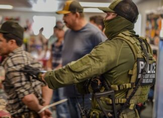 ICE detaining a Mexican