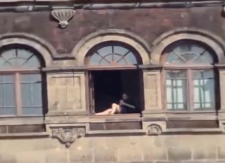 someone tanning from Mexico's National Palace